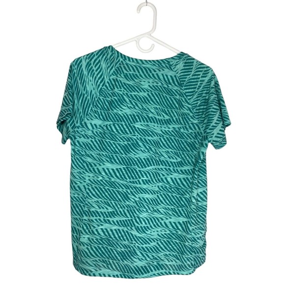 L.L.Bean Women M Green Zebra Print Stretch Crew Neck Short Sleeves - Picture 2 of 10